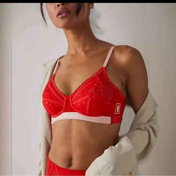 Free People Other - NWT Free People WE ARE HAH ON POINT BRA B Cup 30 32 34 36 PUSH UP BLOOD ORANGE